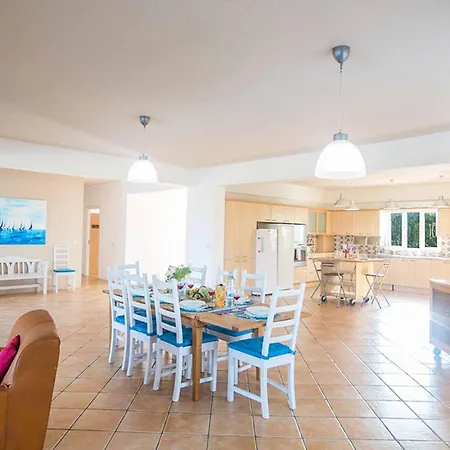 Lighthouse Villa *
